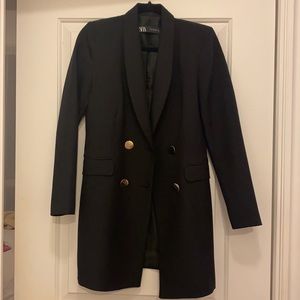 Zara long blazer. Never been worn. Only selling because too small for me.